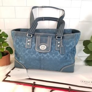 Coach Classic Signature Tote Bag Purse